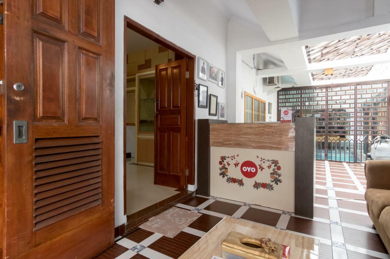 Oyo 619 Naufal Guest House Syariah Medan Kültér fotó