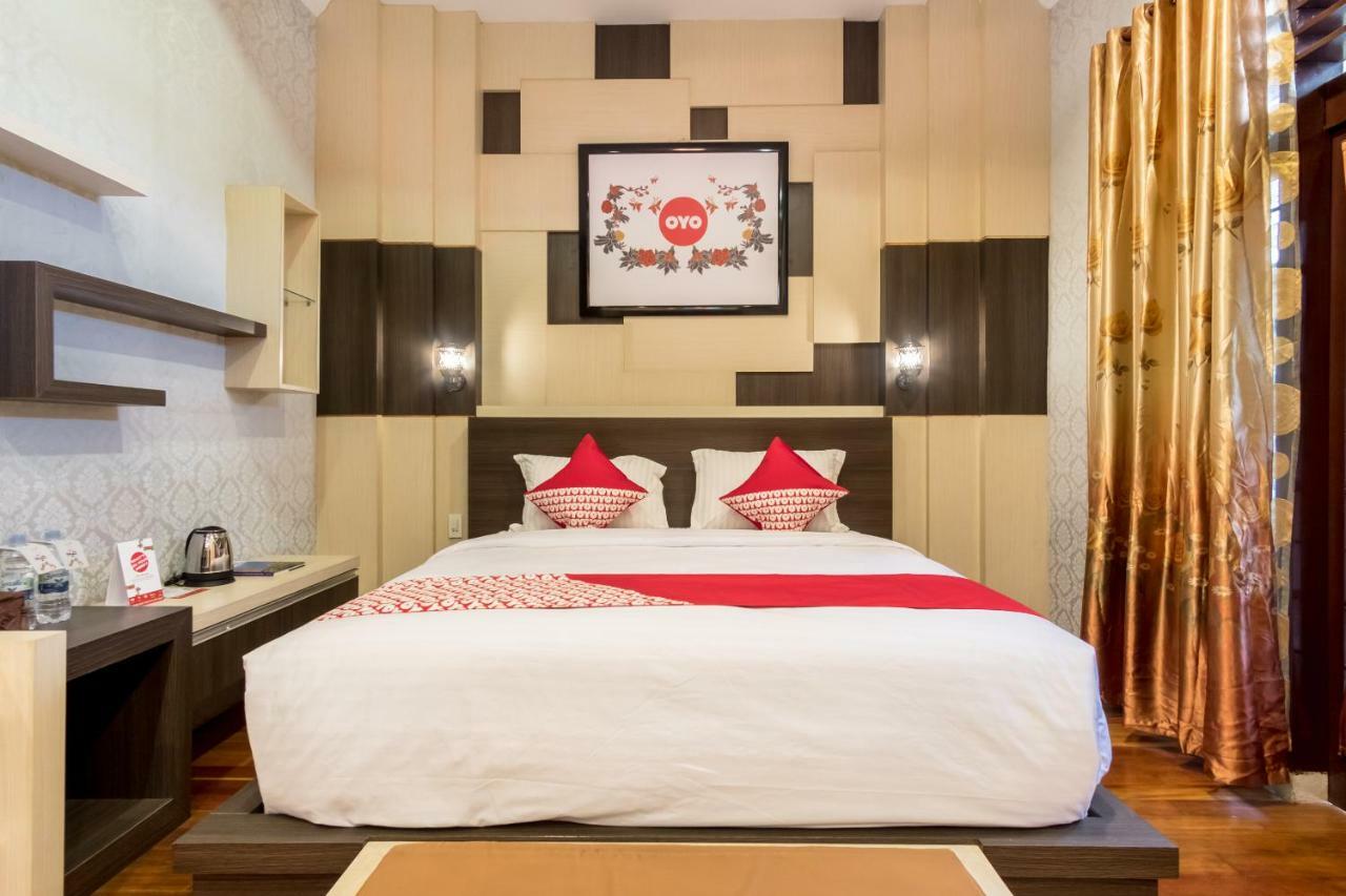 Oyo 619 Naufal Guest House Syariah Medan Kültér fotó
