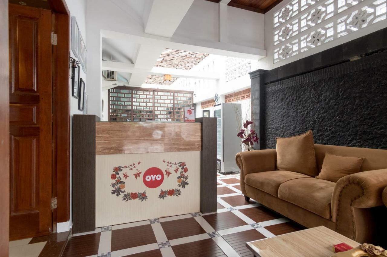 Oyo 619 Naufal Guest House Syariah Medan Kültér fotó