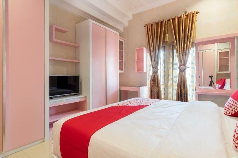 Oyo 619 Naufal Guest House Syariah Medan Kültér fotó